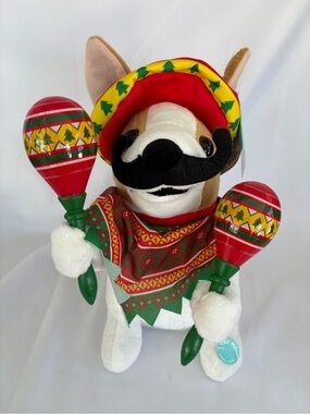 Hug Me Animated 11" Mariachi Puppy Chihuahua Sings La Macarena New With Tags